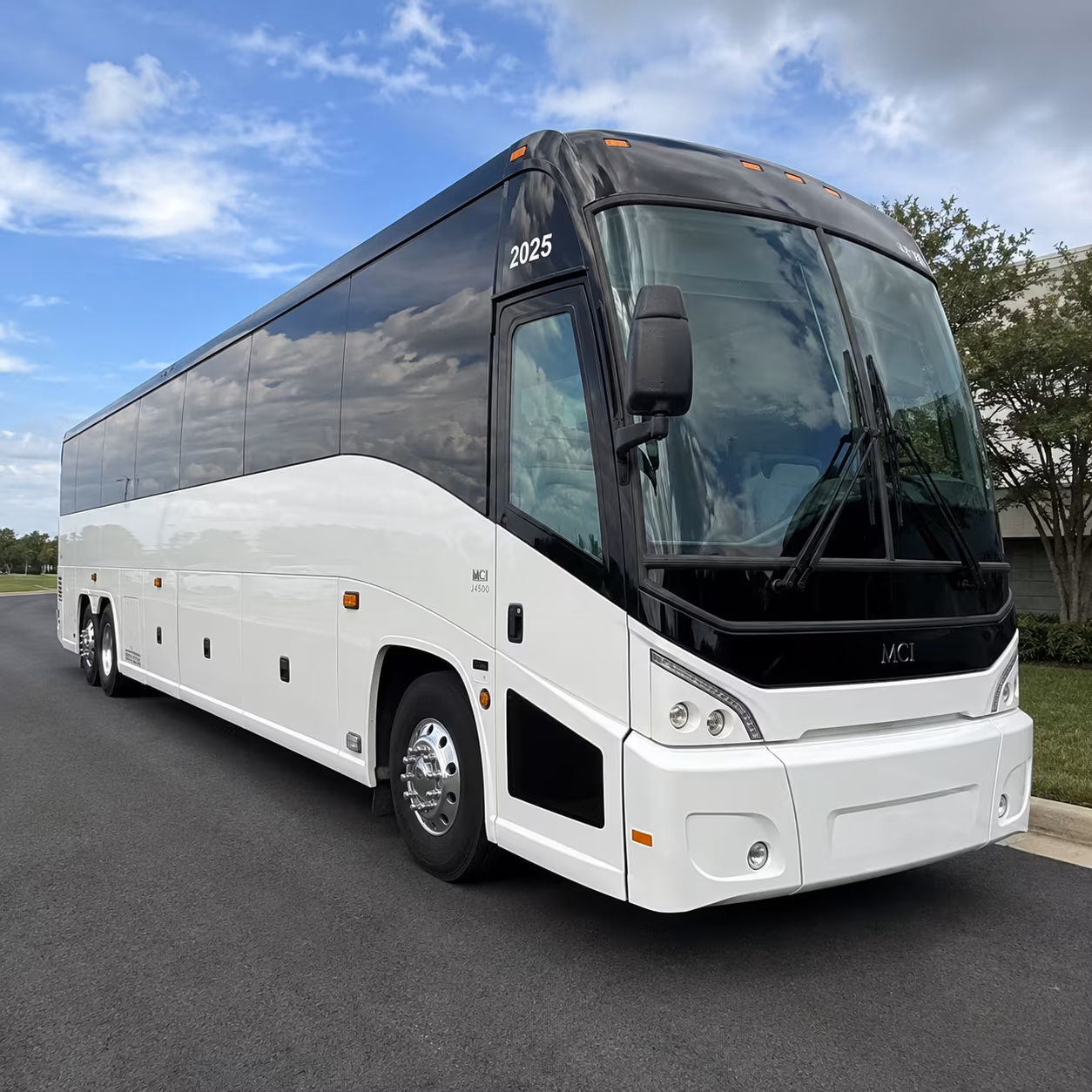 Fullerton Airport Shuttle & Transportation party bus exterior