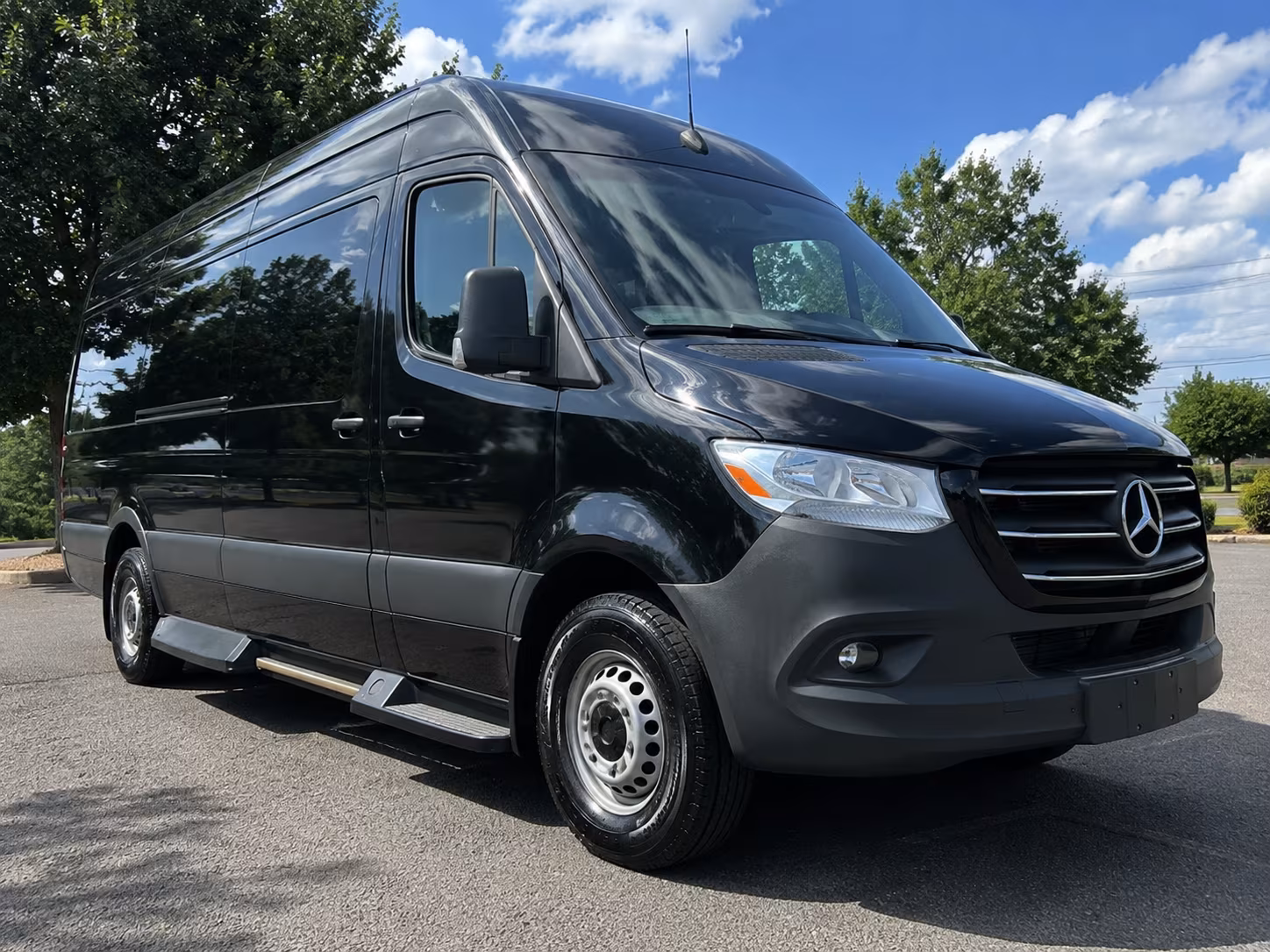 14 Passenger Sprinter Limo