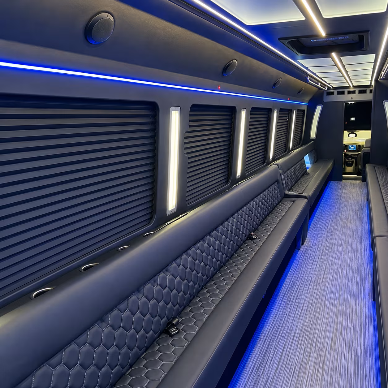 Tustin Winery Tour & Pub Crawl Transportation